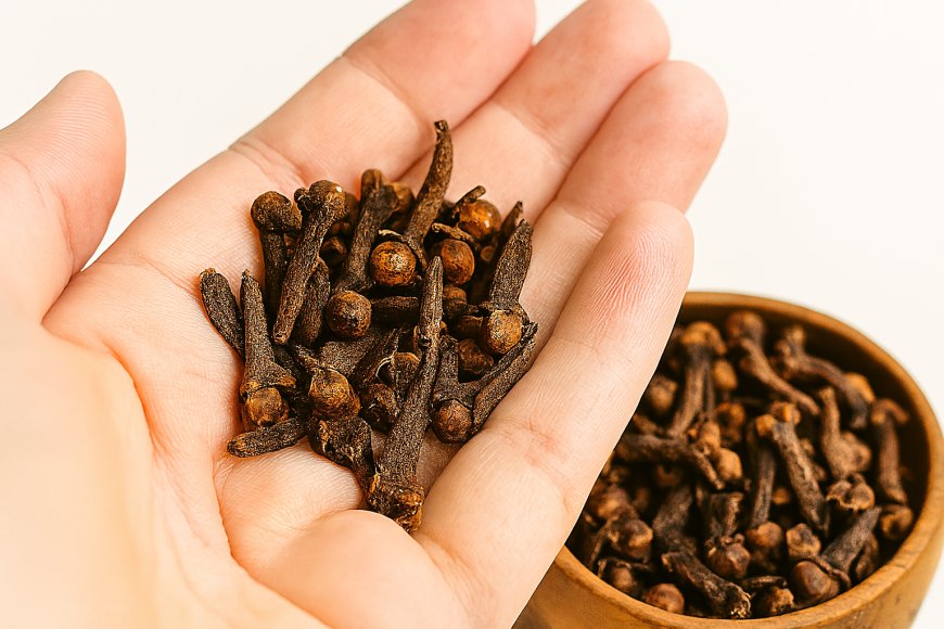 Seven Amazing Health Benefits of Chewing Cloves Every Day