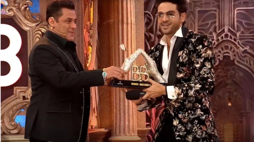 Bigg Boss 19 Finale: Gaurav Khanna Lifts the Trophy, Farhana & Pranit Close Behind